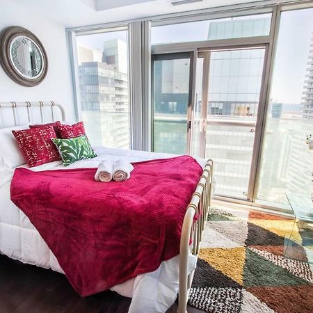 Micasa Suites - Modern Executive Condo Toronto Esterno foto