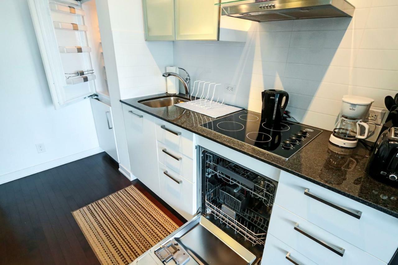 Micasa Suites - Modern Executive Condo Toronto Esterno foto