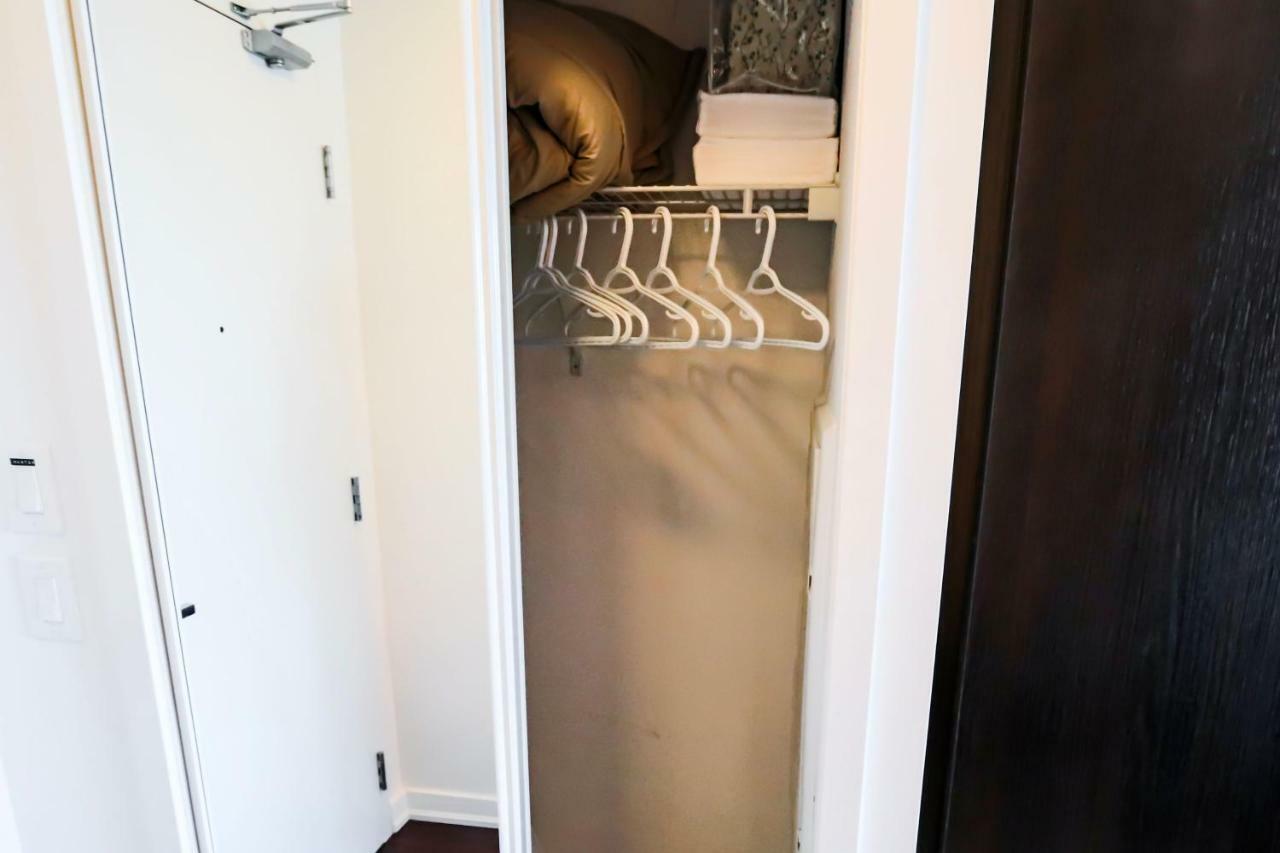 Micasa Suites - Modern Executive Condo Toronto Esterno foto