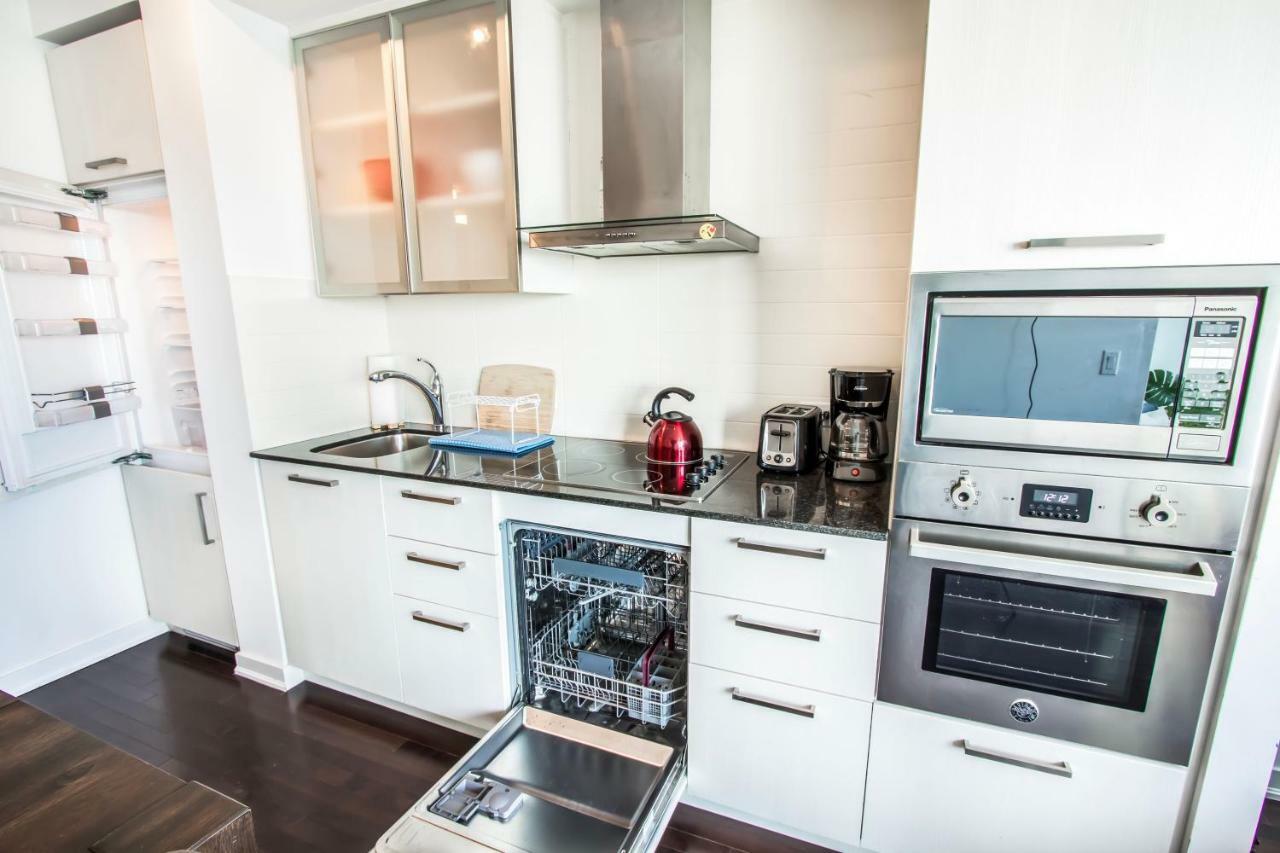 Micasa Suites - Modern Executive Condo Toronto Esterno foto