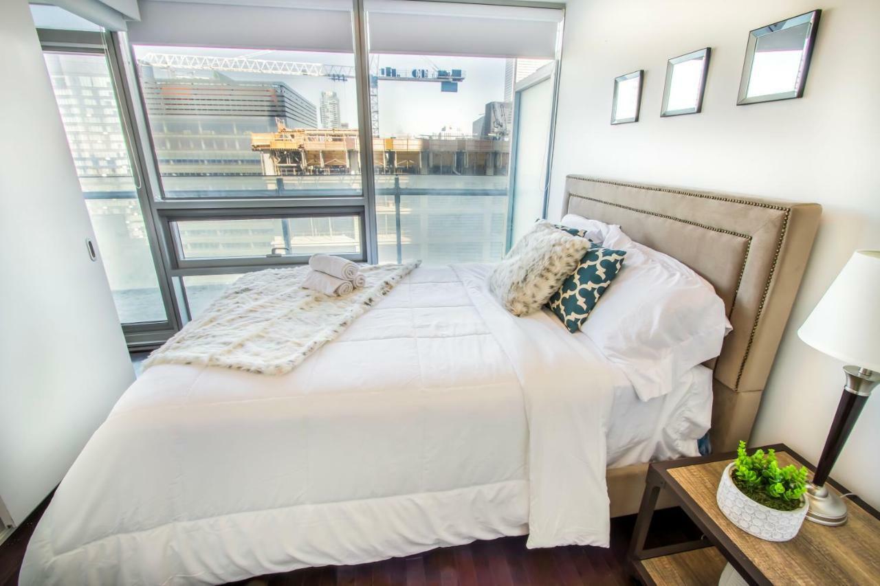 Micasa Suites - Modern Executive Condo Toronto Esterno foto