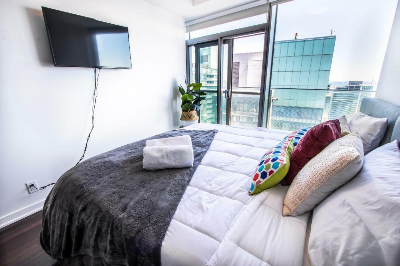 Micasa Suites - Modern Executive Condo Toronto Esterno foto