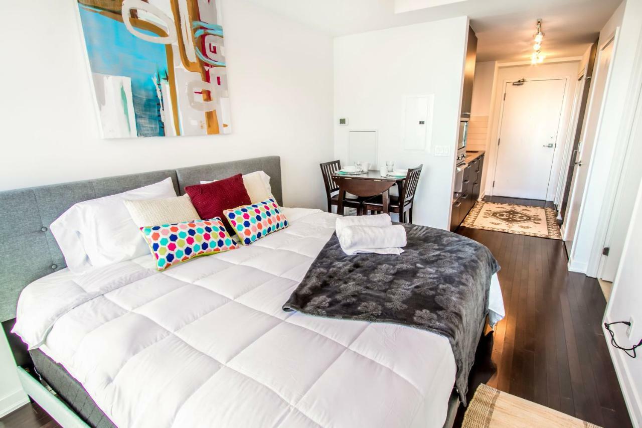 Micasa Suites - Modern Executive Condo Toronto Esterno foto